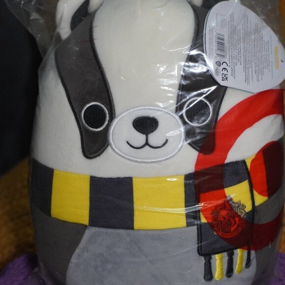 Squishmallows Original Harry Potter 10-Inch Hufflepuff Badger Plush New With Tag - Picture 1 of 4